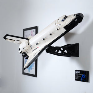 Ρυθμιζόμενη βάση στήριξης τοίχου για το LEGO Space Shuttle Discovery 10283