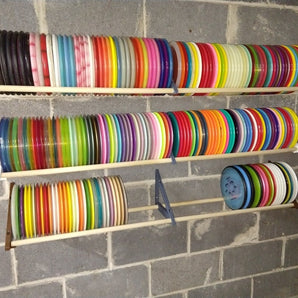 Επιτοίχια ραφιέρα δίσκων για Disc Golf – Ταιριάζει σε ράβδους 3/4"