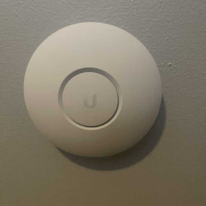 Ubiquiti Unifi Σημείο πρόσβασης AC Lite Επιτοίχιο με Keystone
