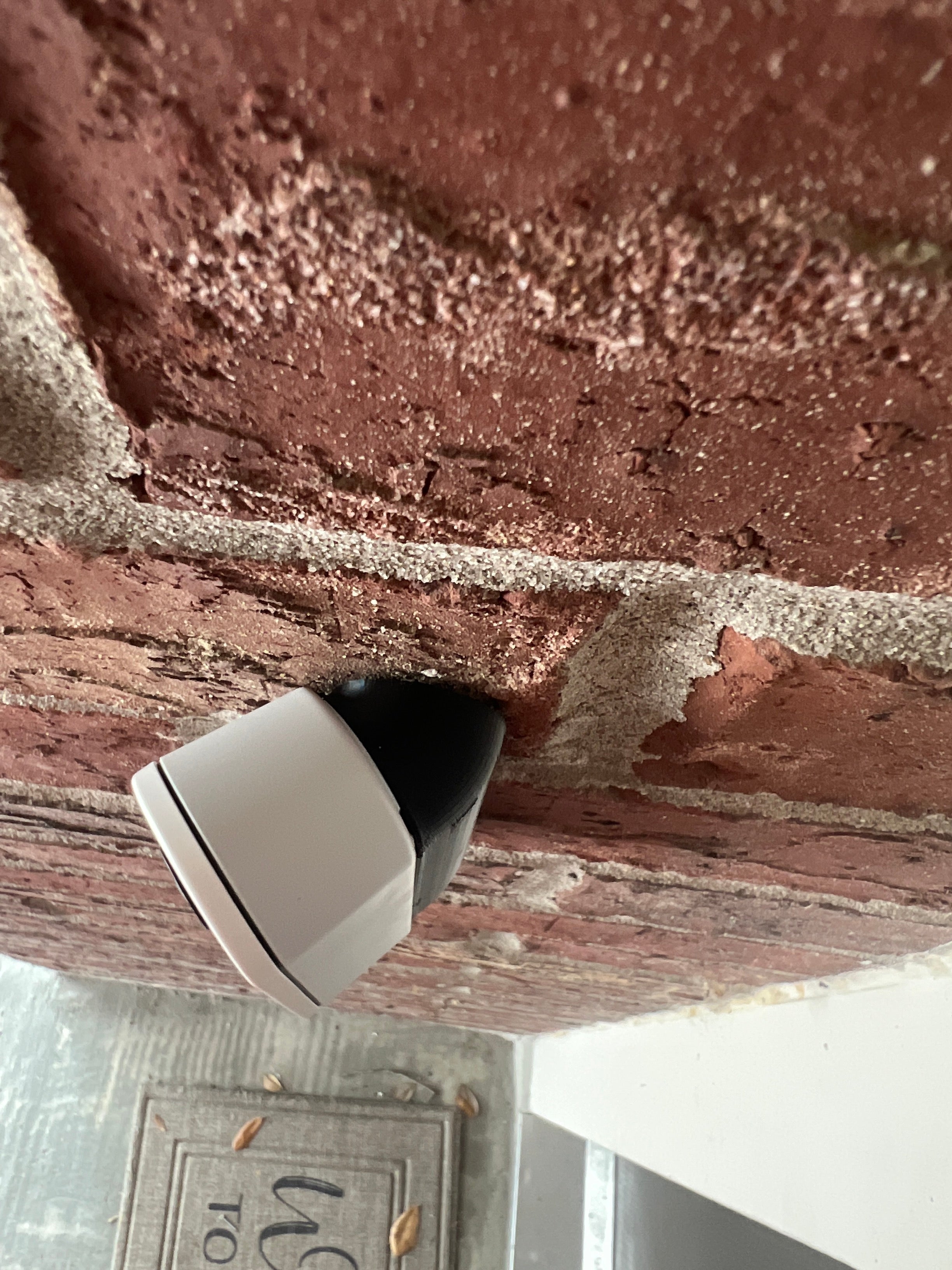 Simplisafe Κουδούνι πόρτας 45° Γωνιακός βραχίονας για βέλτιστη προβολή