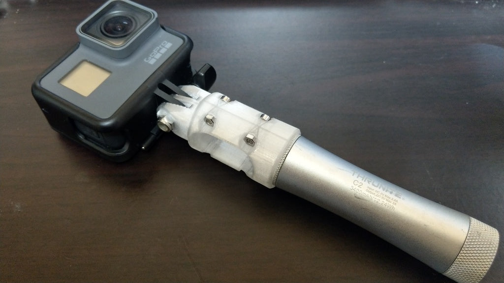 Λαβή ThruNite C2 για GoPro με ενσωματωμένη λειτουργία φόρτισης