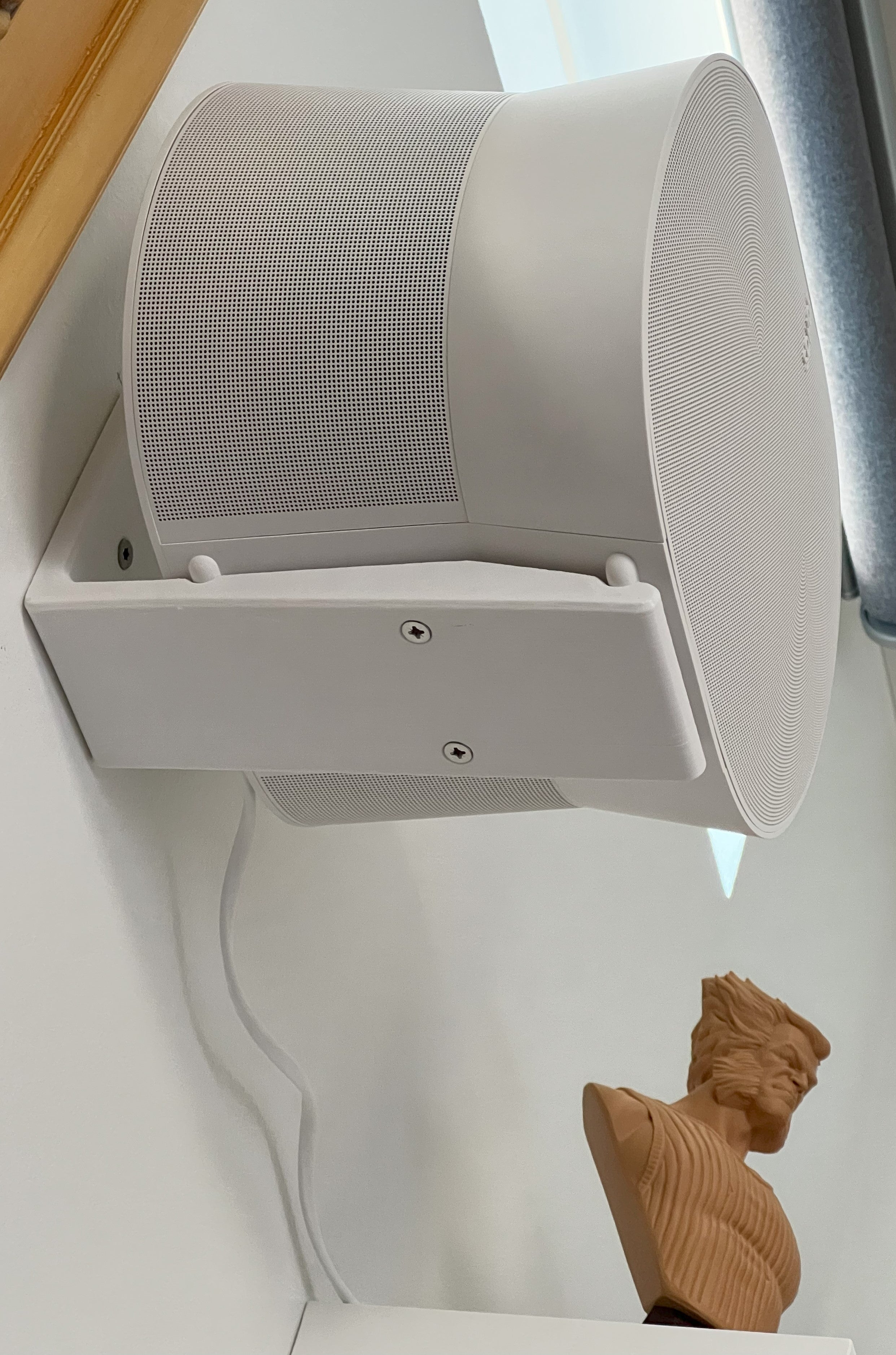 Επιτοίχια βάση για το Sonos ERA 300