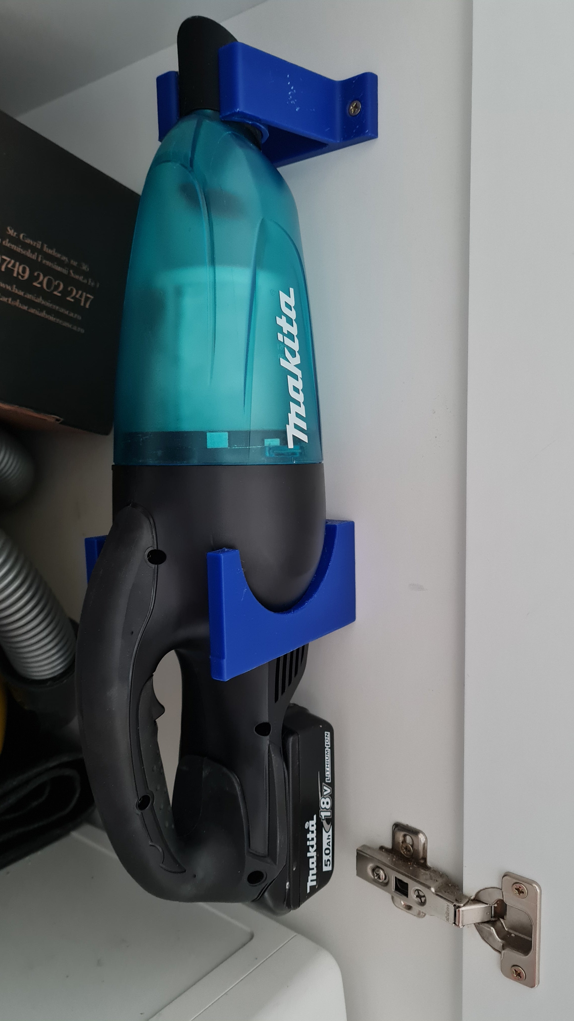 Βάση τοίχου Makita DCL180 για μικρή ηλεκτρική σκούπα