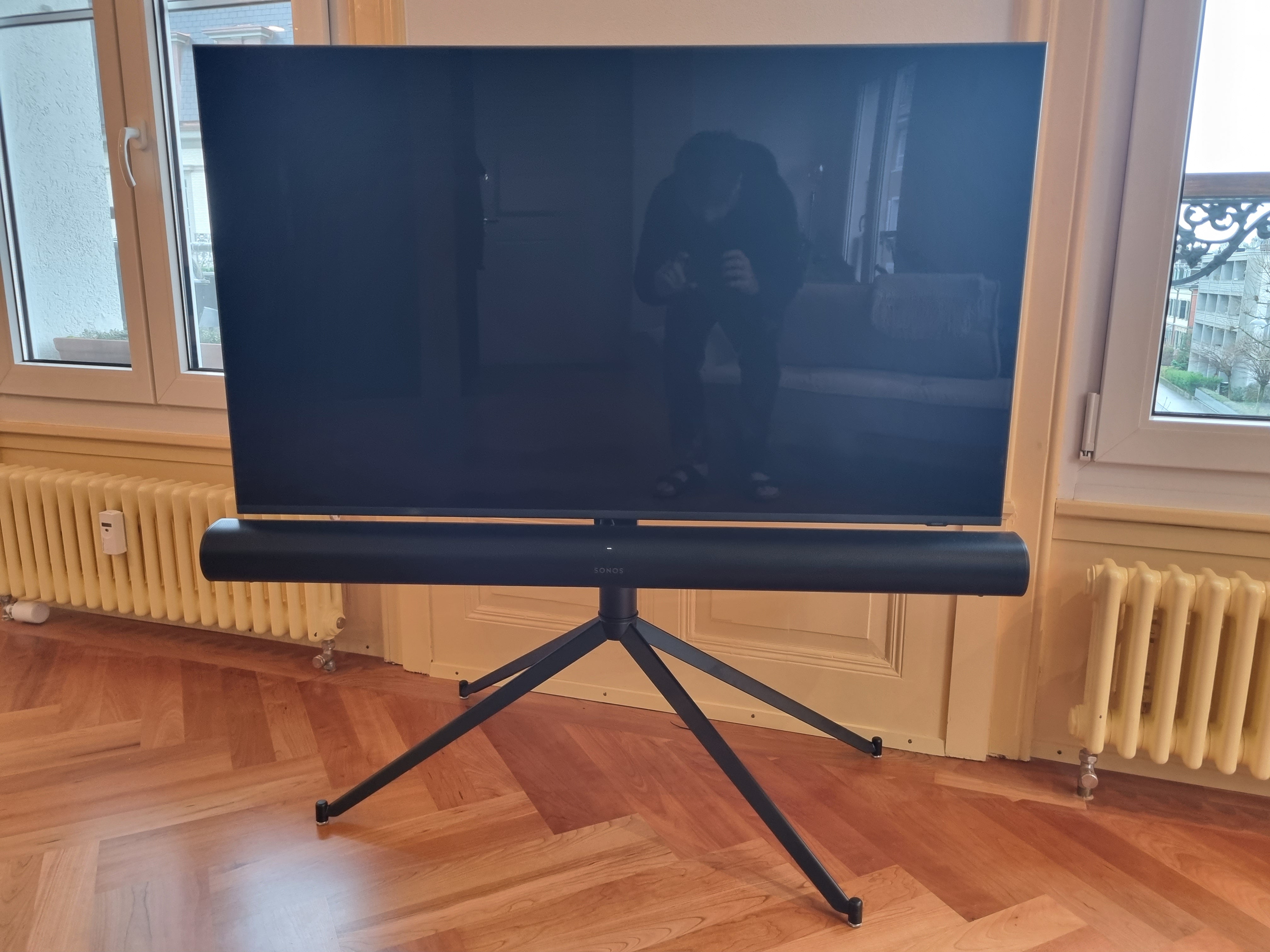Βάση Sonos Arc για τη βάση τηλεόρασης Apollo Extendo