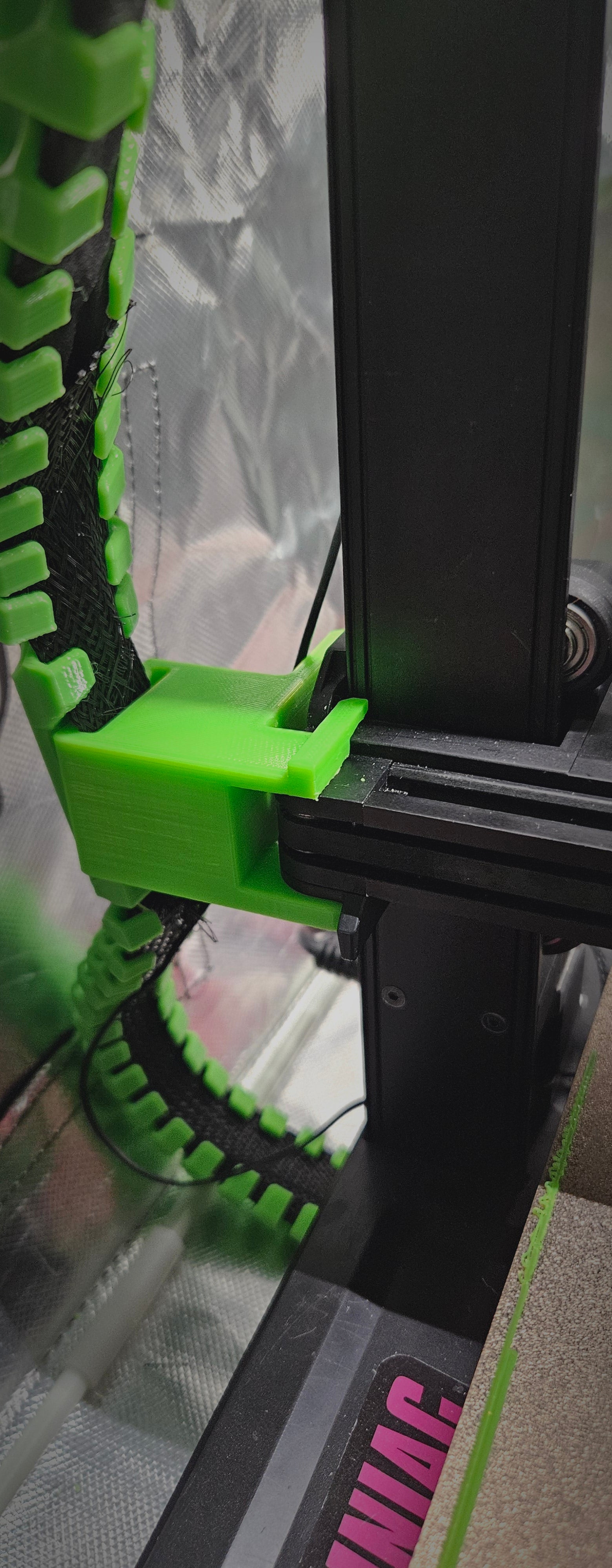 Πλευρική βάση καλωδίων για Ender 3 v3 SE