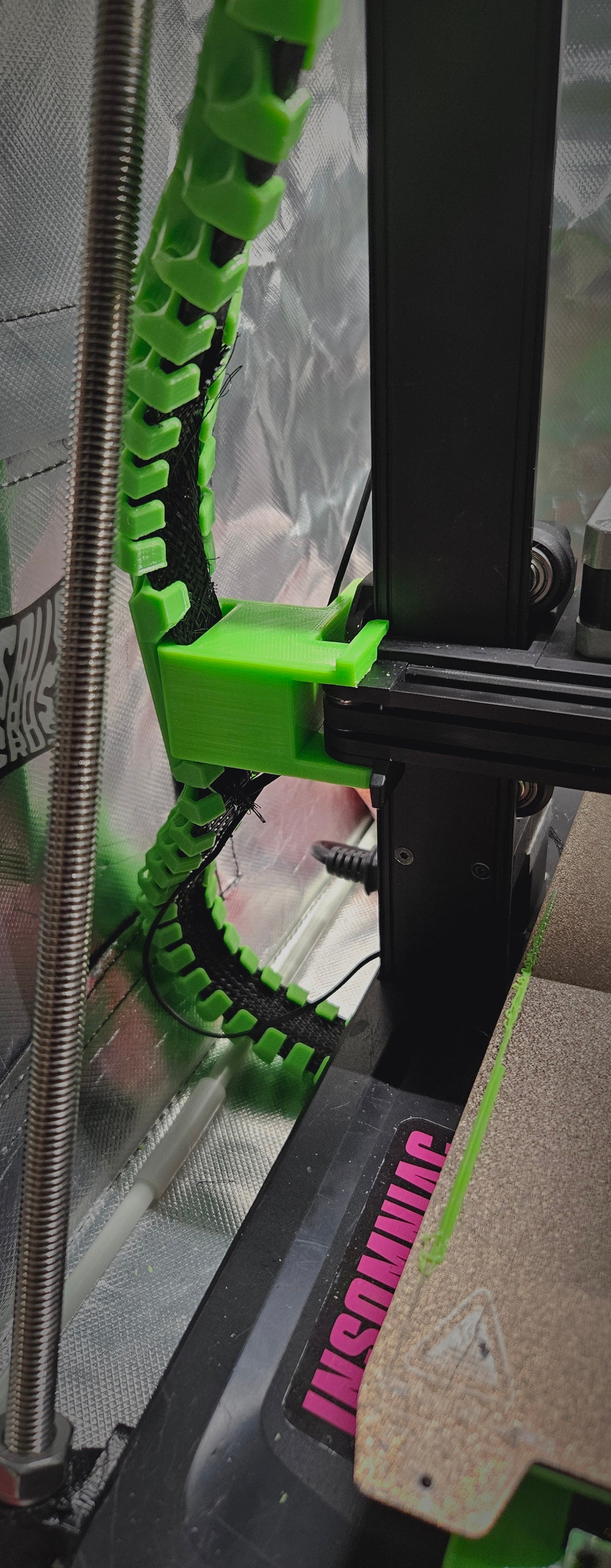 Πλευρική βάση καλωδίων για Ender 3 v3 SE