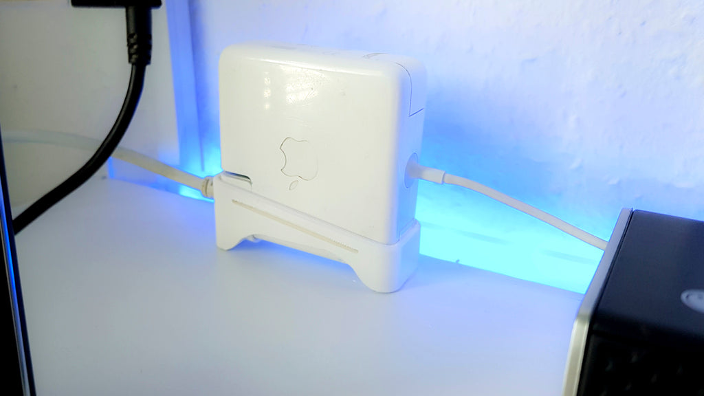Πρακτική βάση για τροφοδοτικό Apple MacBook Pro 85W MagSafe2