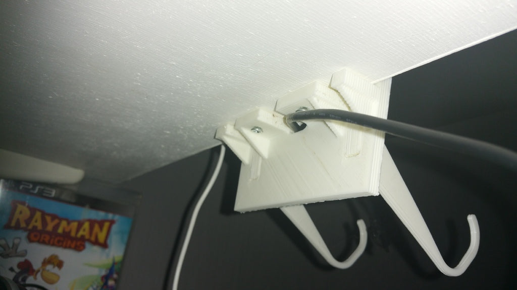Άγκιστρο χειριστηρίου PlayStation - Τοποθετημένο στο ράφι