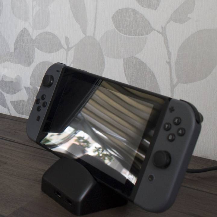 Φορητή θήκη Nintendo Switch Dock με ελατήριο