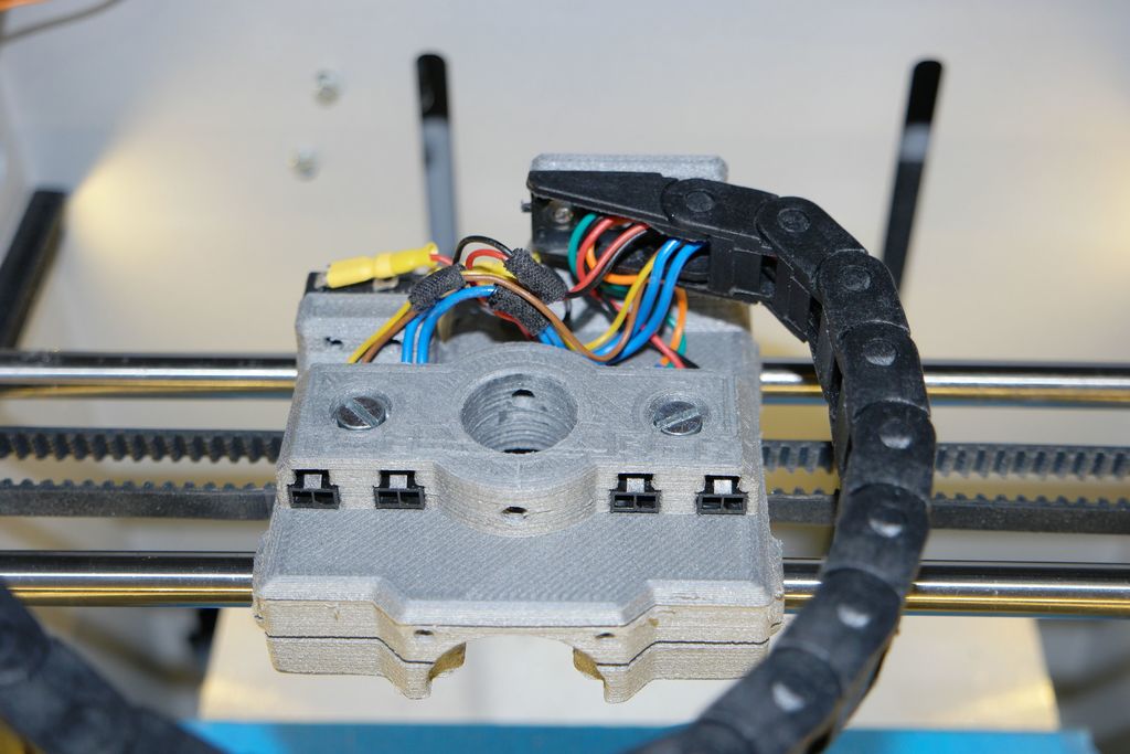 German RepRap NEO E3D V6 Mount με Ενσωματωμένο Βύσμα και Διαχείριση Καλωδίων