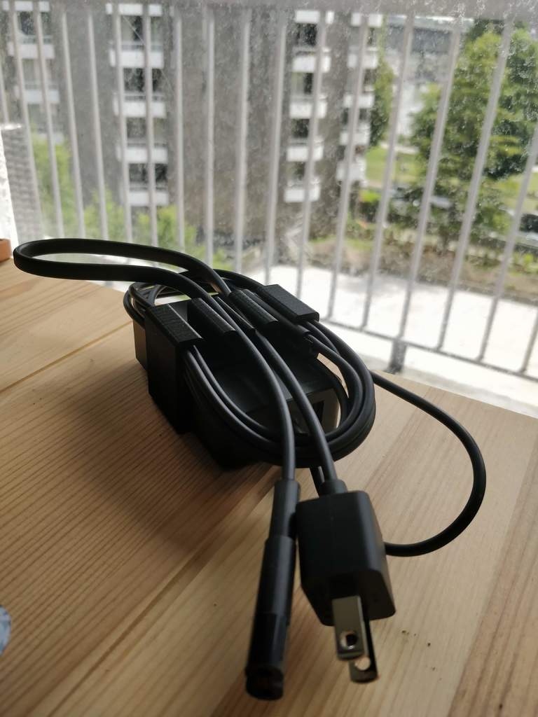 Surface Pro 6 - Κρα holder για το καλώδιο τροφοδοσίας