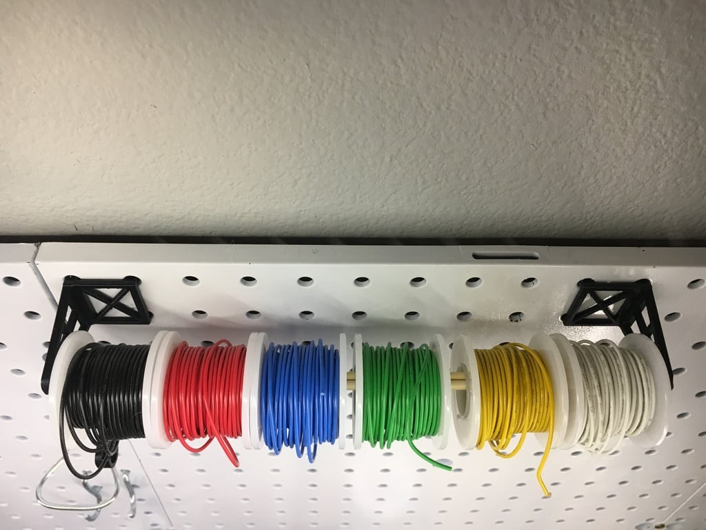 Κορνιζάκι για σύρμα peg board