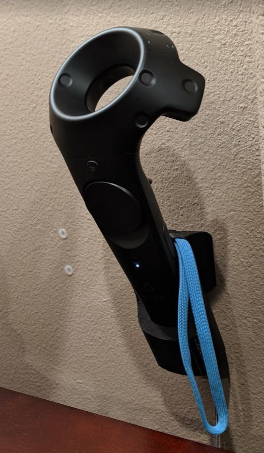 Επιτοίχια θήκη χειριστηρίου HTC Vive με λειτουργία φόρτισης