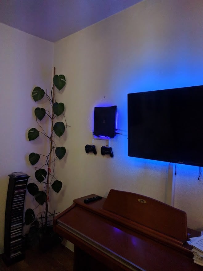 Βάση τοίχου PS4 Pro