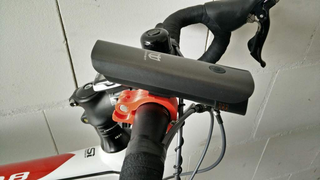 Φωτιστικό Ποδήλατο Degbit για τιμόνι 32 mm