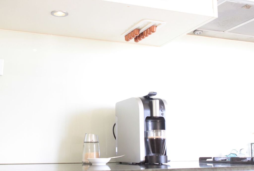 Βάση καψουλών καφέ Nespresso Abacus για τοίχο και ντουλάπι