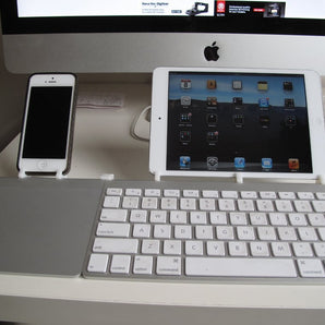 Απλή βάση για iPhone και iPad με ενσωμάτωση για ασύρματο πληκτρολόγιο και trackpad Apple