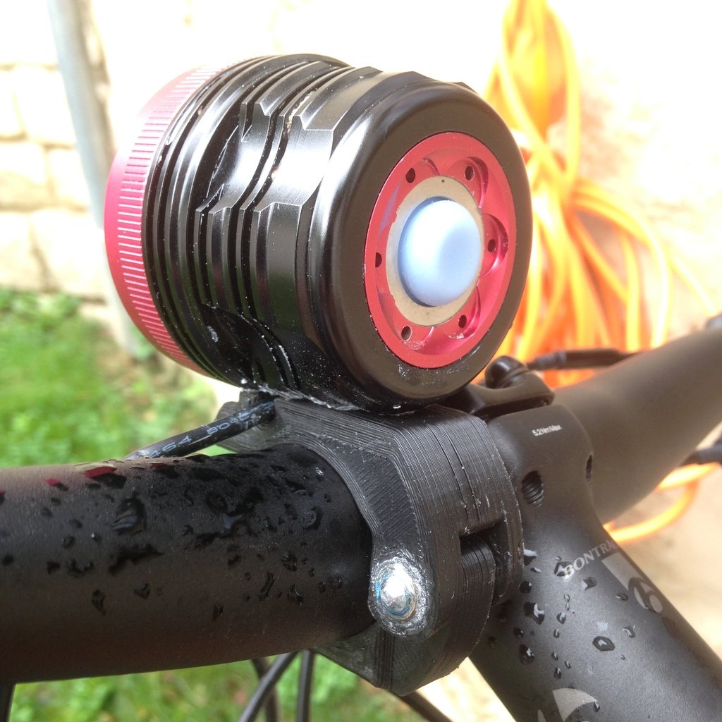 Φωτιστικό ποδήλατο 32mm για ποδήλατα βουνού και στερέωση φωτός ποδηλάτου