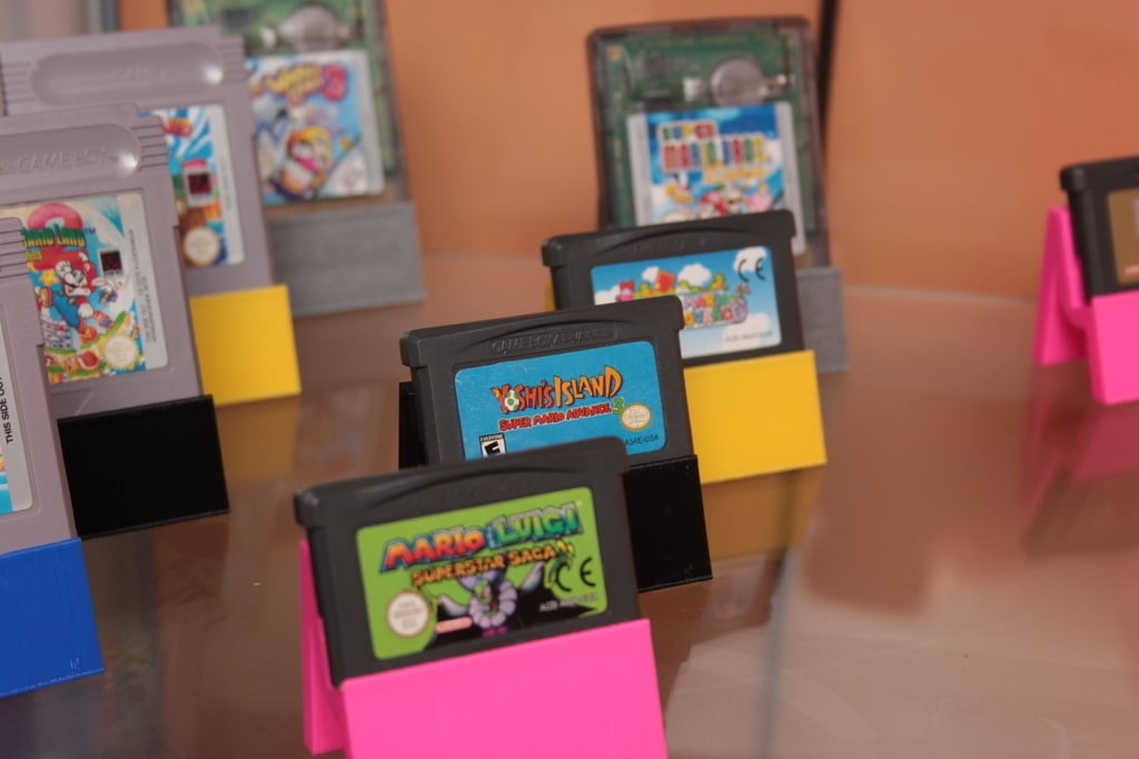 Βάση προβολής κασετών παιχνιδιών Game Boy