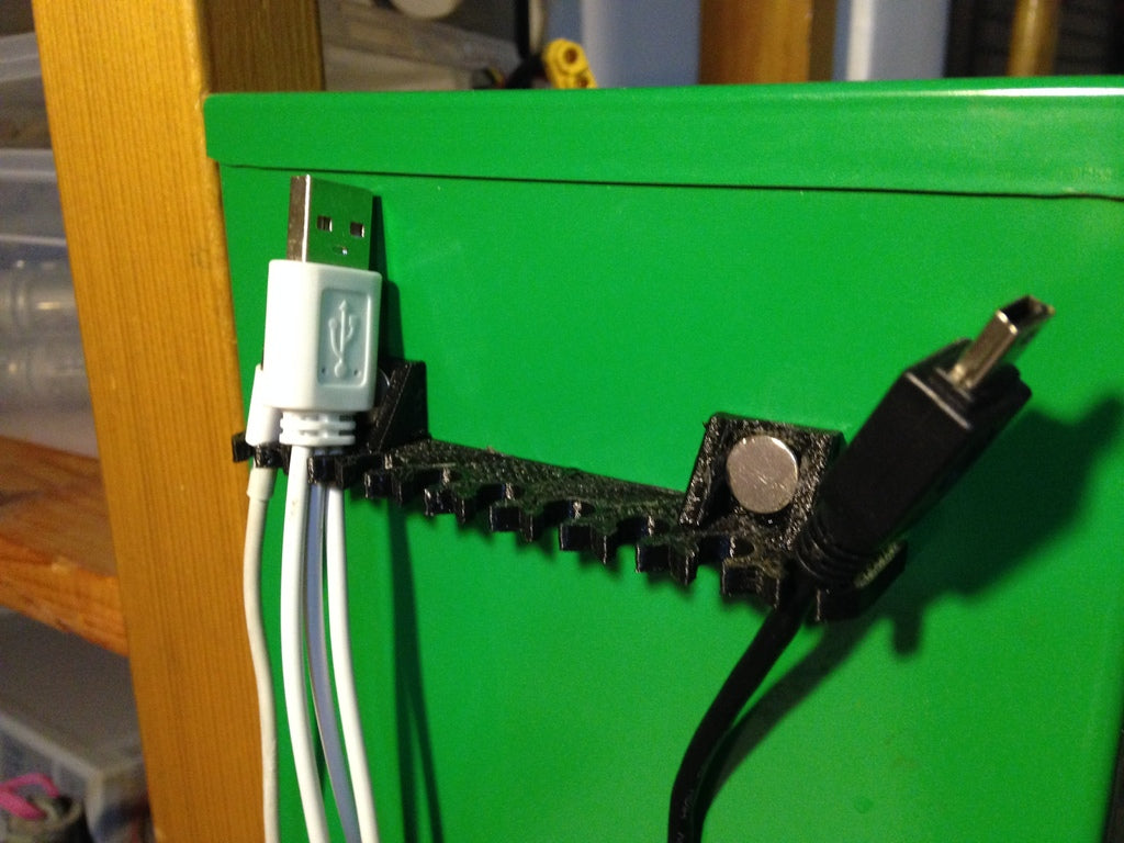 Μαγνητικός Κρεμαστής Καλωδίων USB