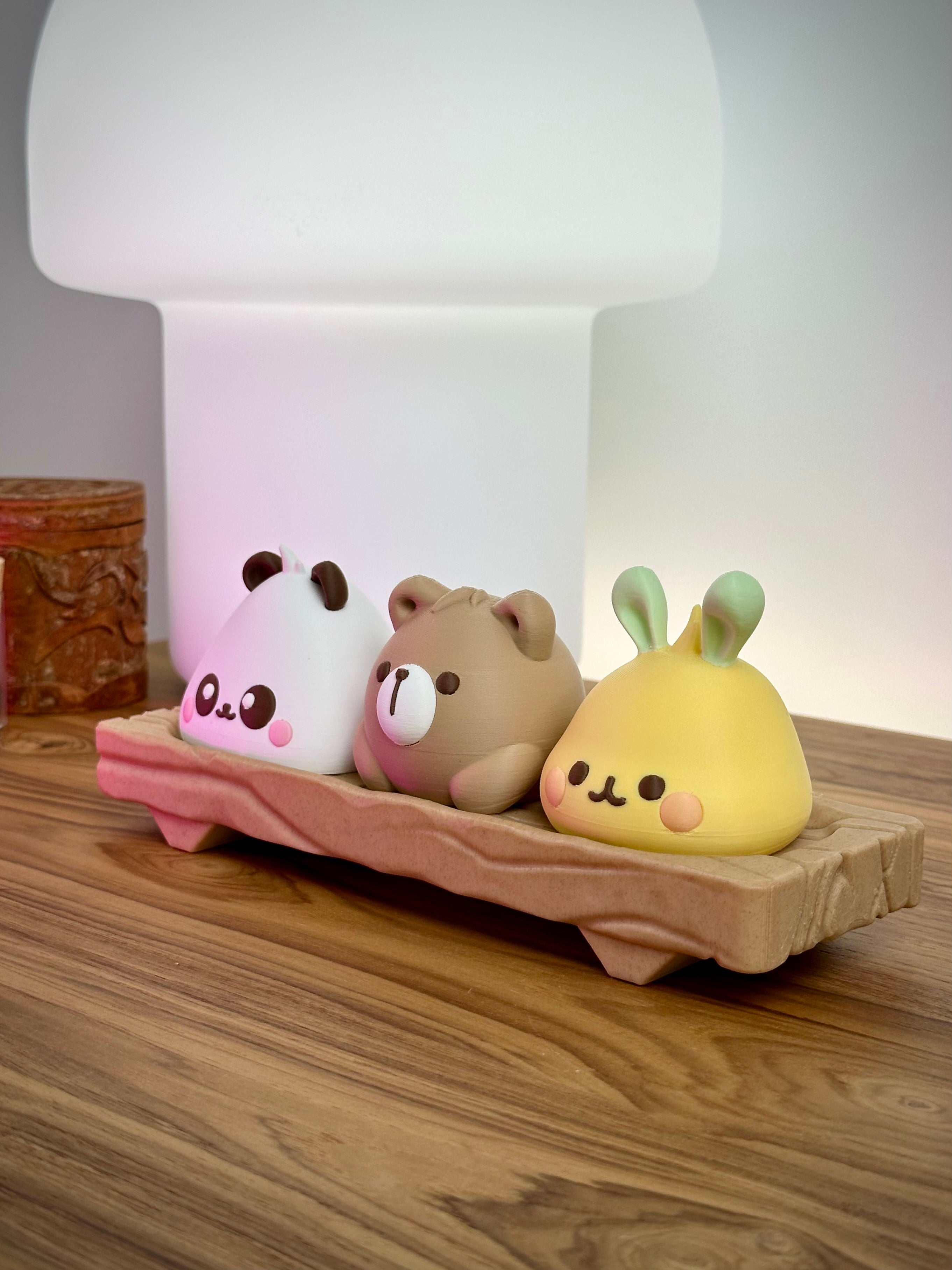 Φιγούρες Kawaii Dyre Bao σε Ξύλινο Μπλοκ