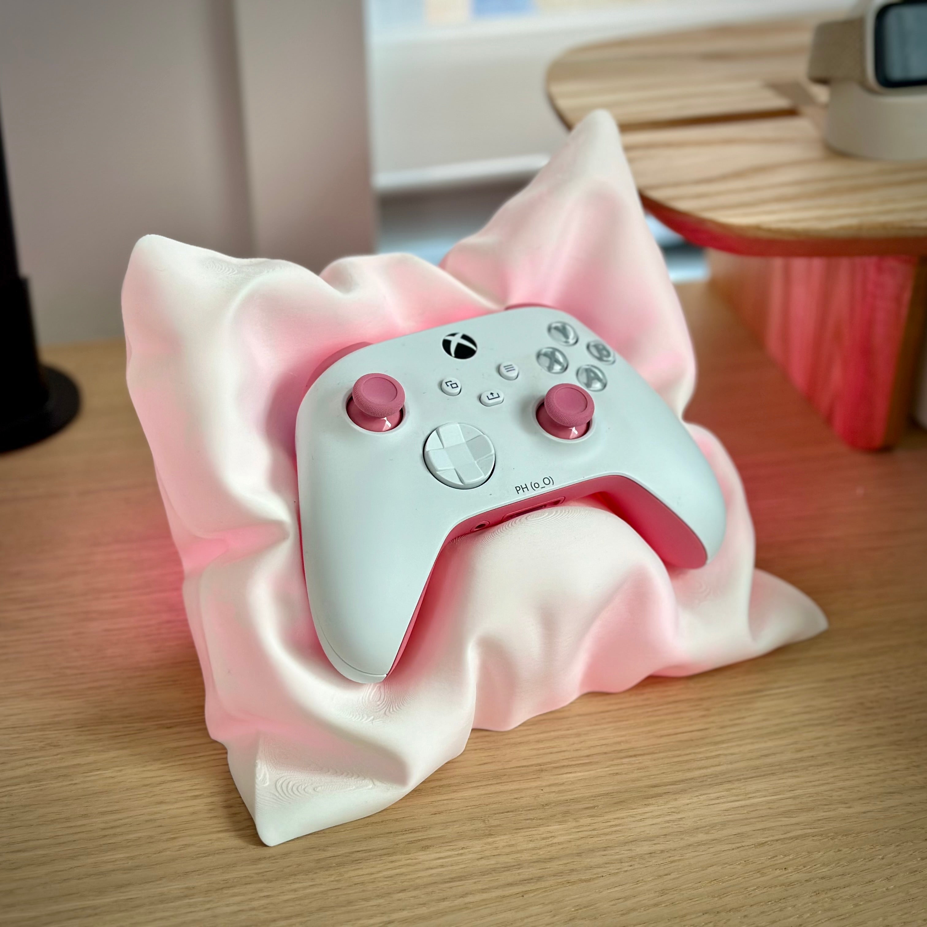 Βάση για χειριστήρια Xbox και Switch Pro