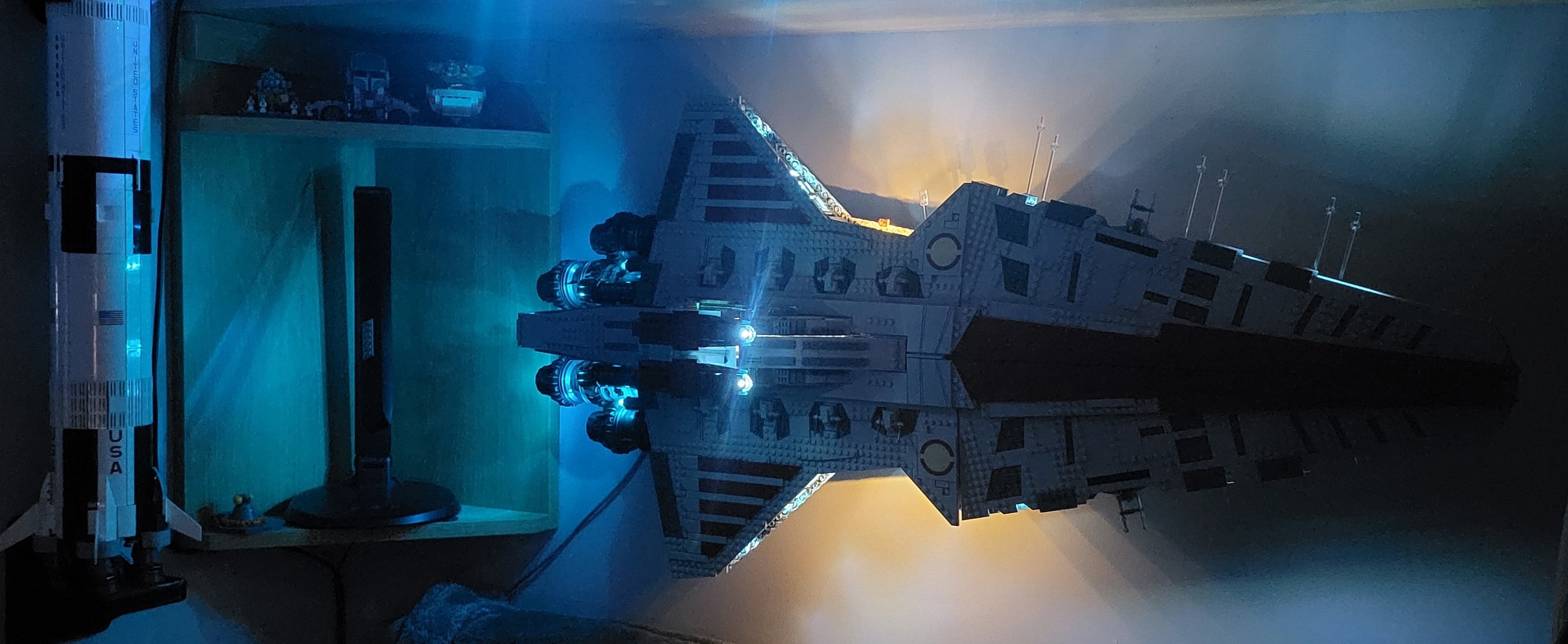LEGO Star Wars 75367 UCS Venator Επιτοίχια βάση – Βέλτιστη παρουσίαση