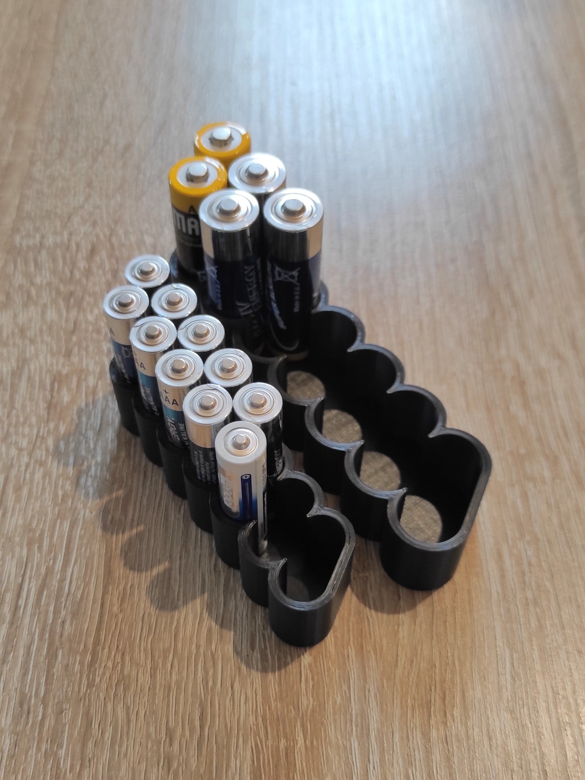 Υποδοχή μπαταριών για μπαταρίες AA και AAA