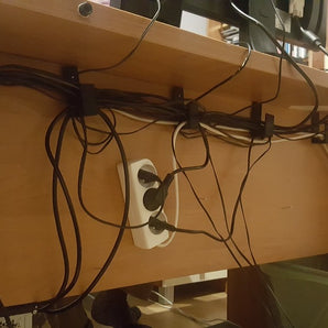 Απλός συγκρατητής καλωδίων