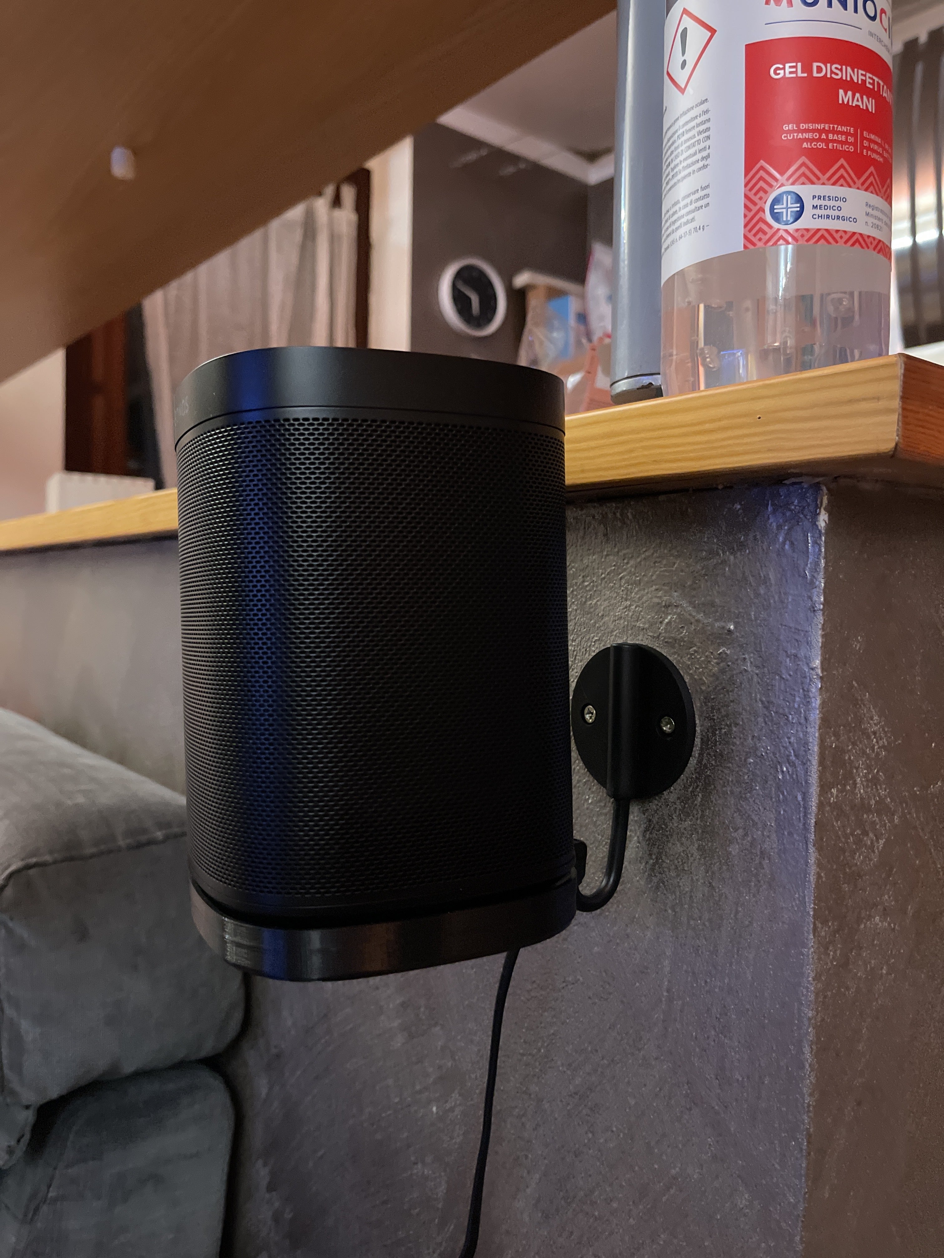Βάση τοίχου για Sonos One (2ης γενιάς) με γάντζο τοίχου JBL