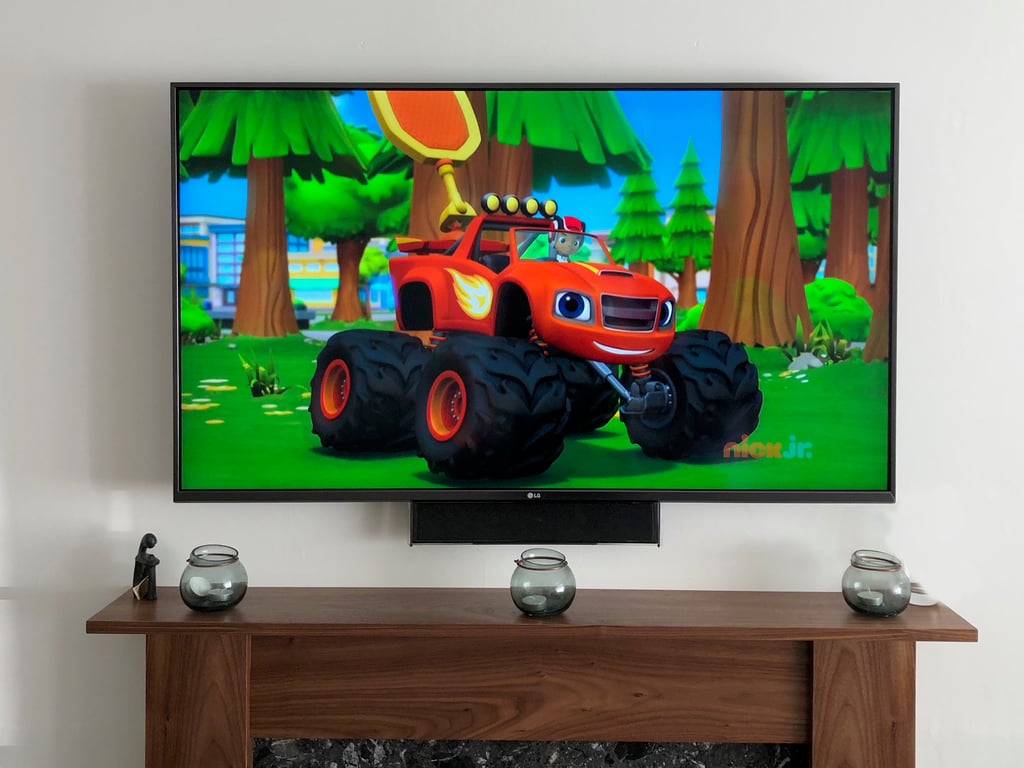 Κεντρική βάση ηχείων LG TV