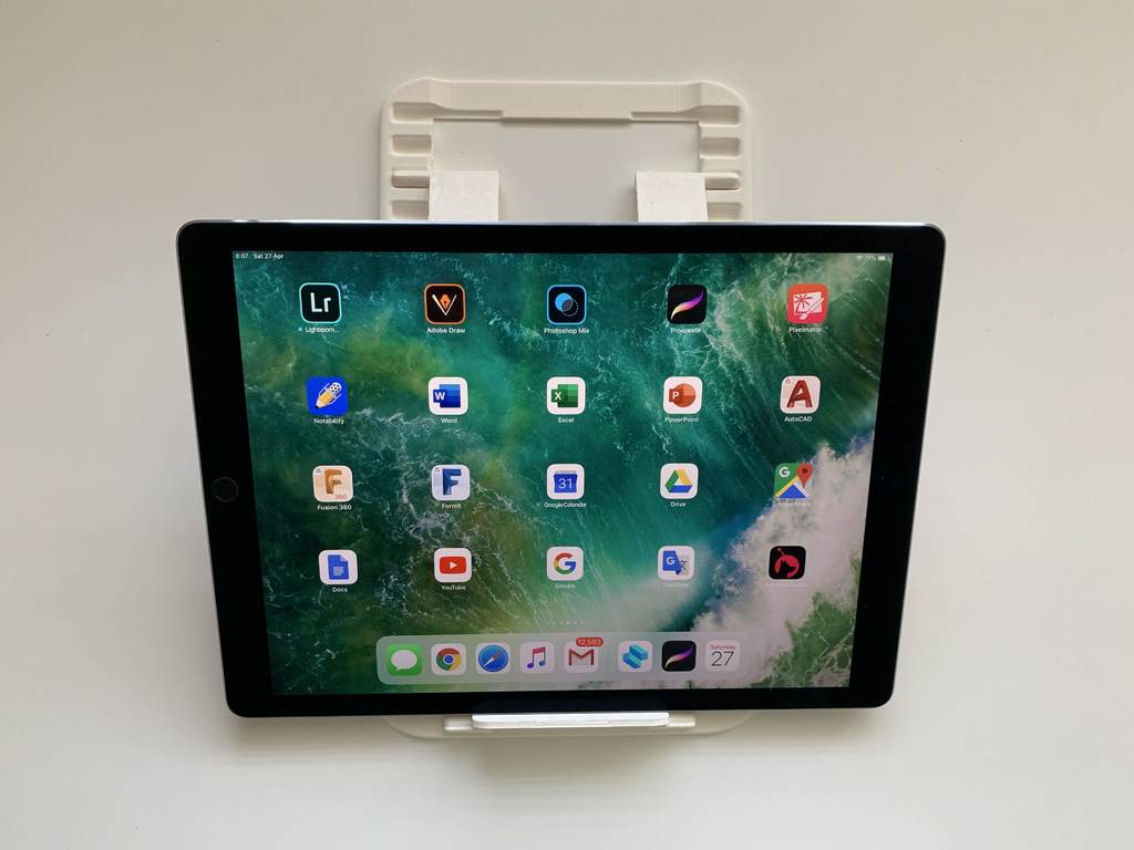 Ρυθμιζόμενη βάση iPad (εκτεταμένο remix)