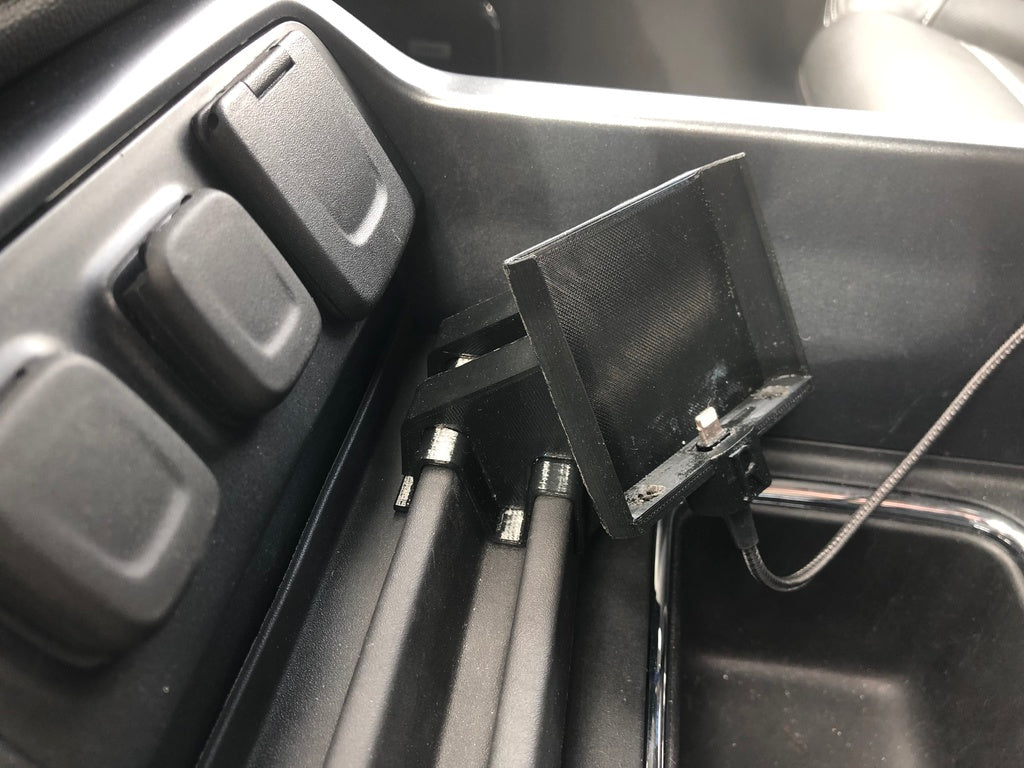 ΚάHolder iPhone για GMC Sierra/Chevrolet Silverado (2014-2018) με Κεντρική Κονσόλα