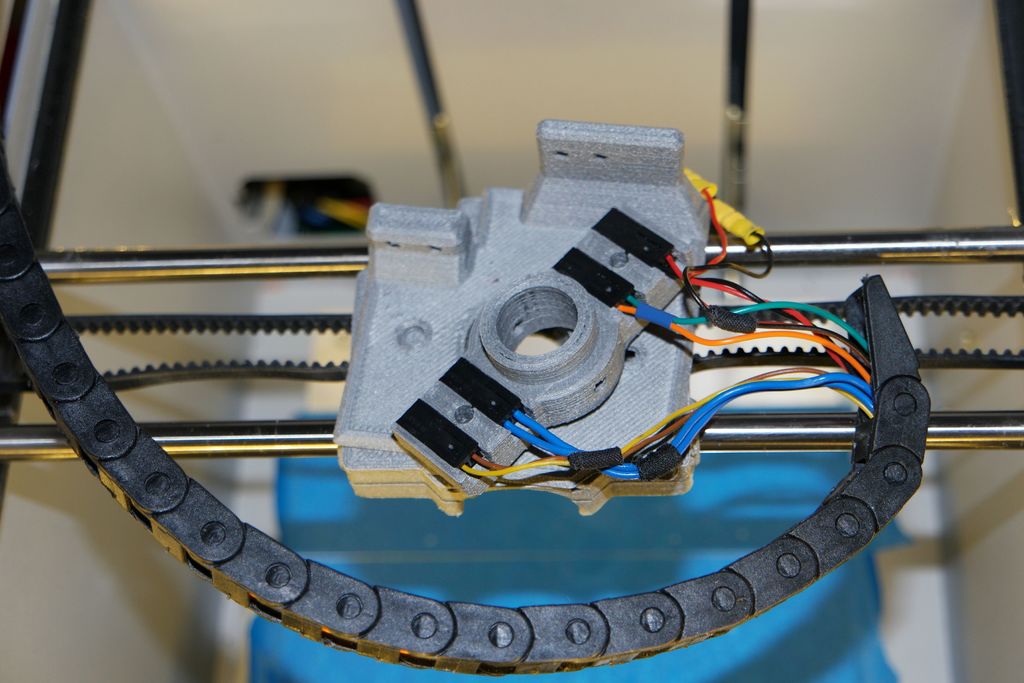 German RepRap NEO E3D V6 Mount με Ενσωματωμένο Βύσμα και Διαχείριση Καλωδίων