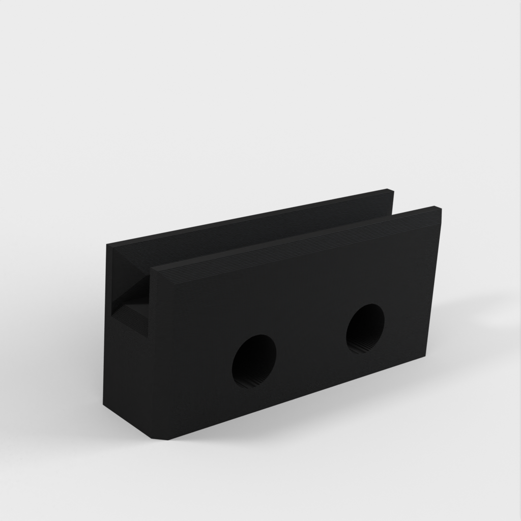 Δίσκος για γραφείο Bekant από την IKEA για προσαρμογείς USB-C