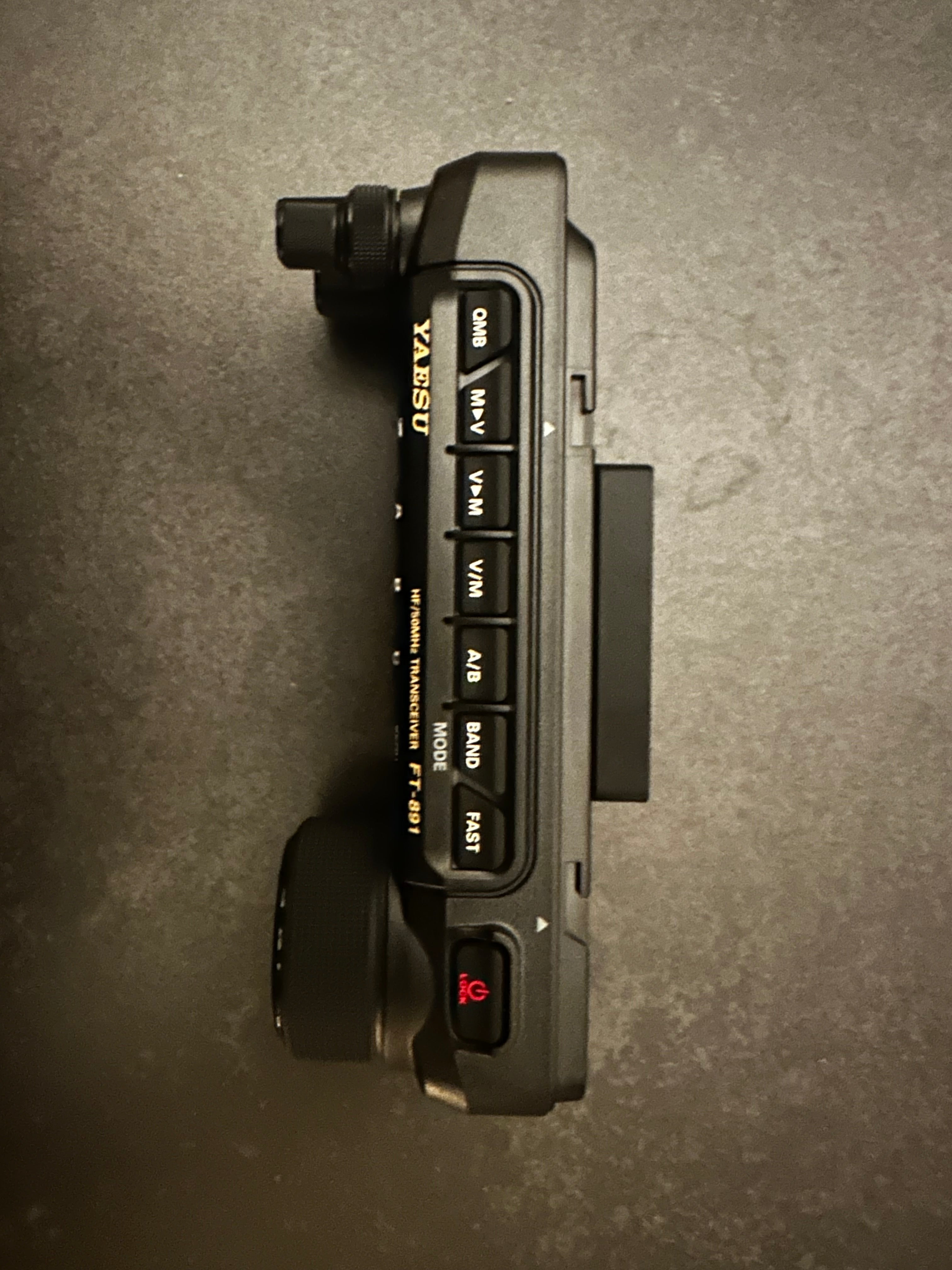 Καθολική πλάκα στήριξης για Yaesu FT-891