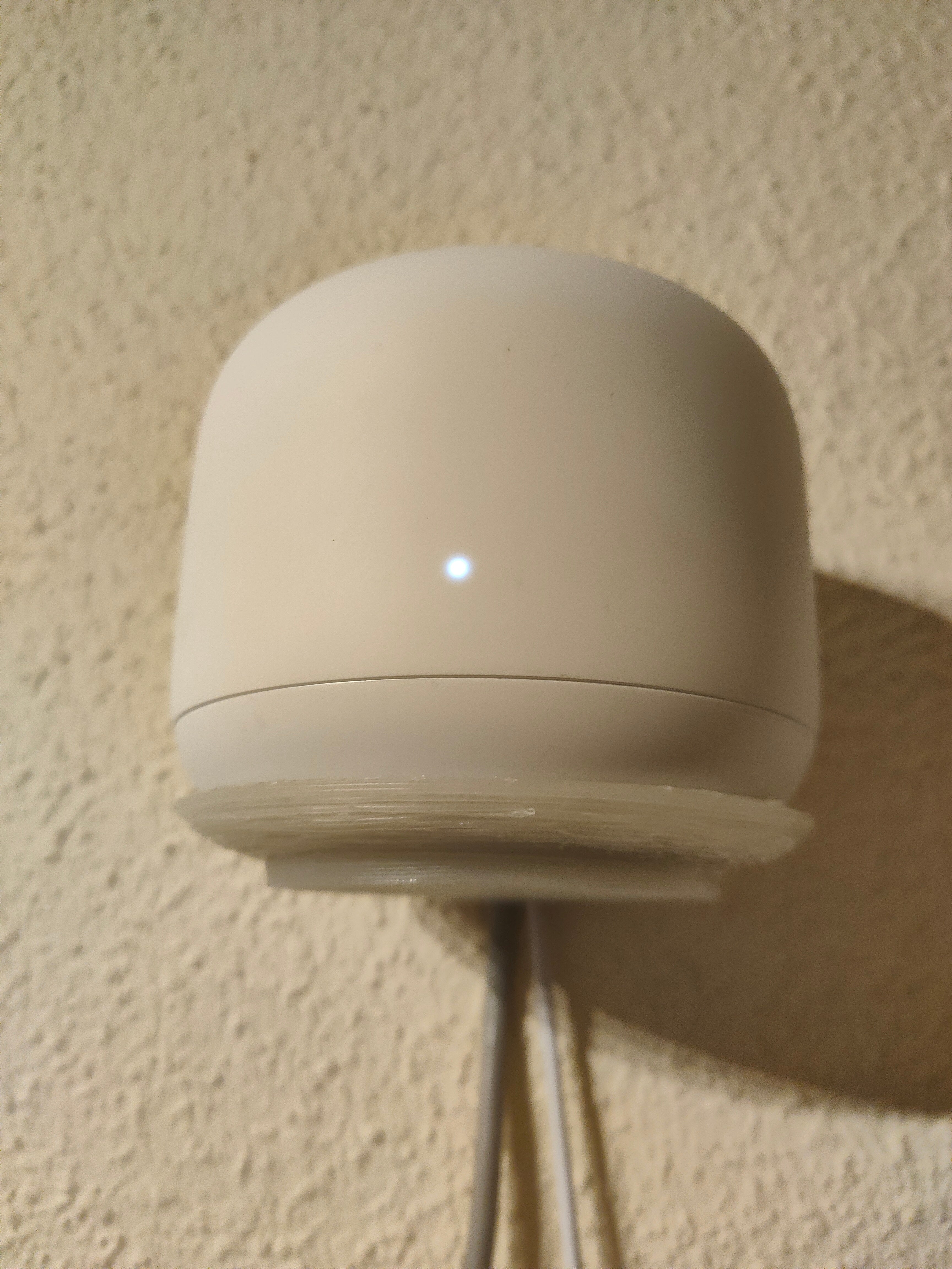 Επιτοίχια τοποθέτηση Google Nest Wifi για βελτιστοποιημένο δίκτυο