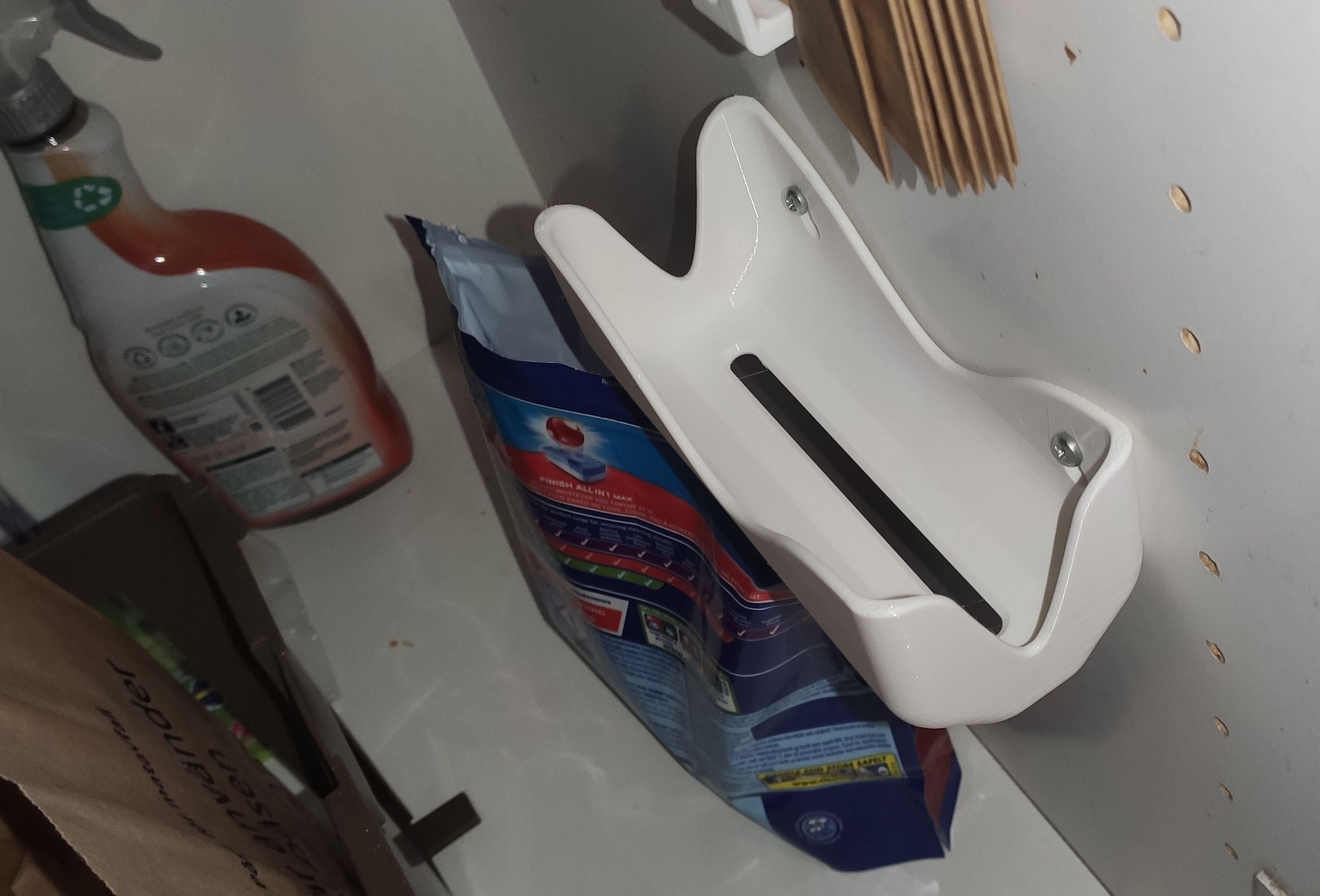 Επιτοίχια θήκη σακούλας απορριμμάτων