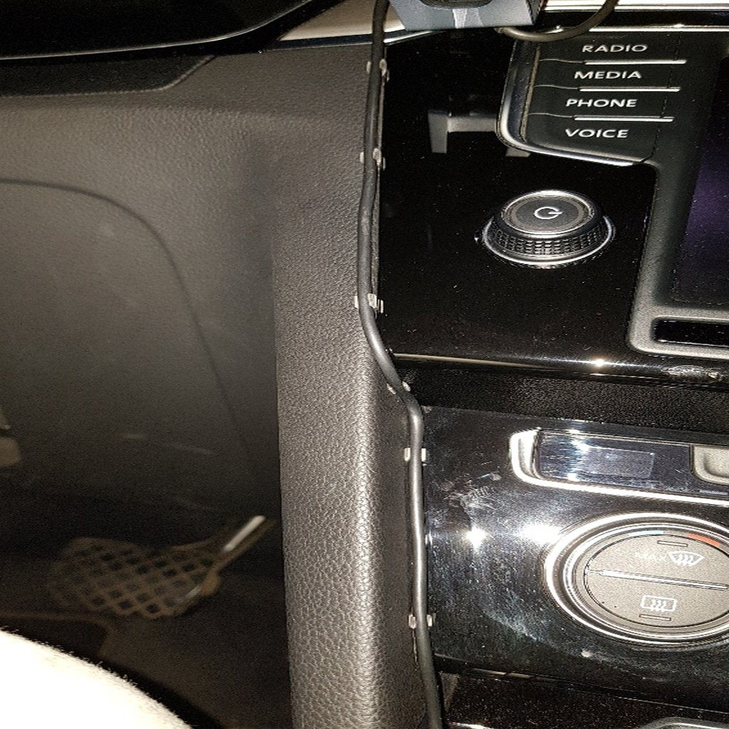 Κλιπ καλωδίων VW Passat B8 για καλώδια φόρτισης