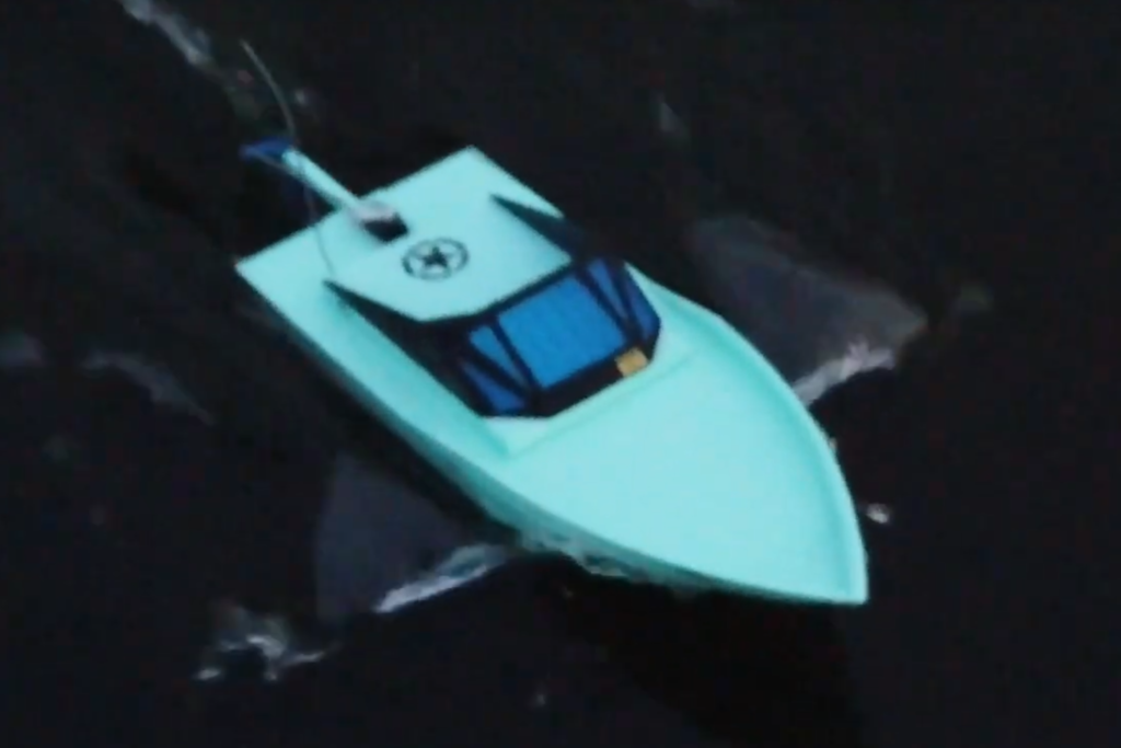 3D-εκτυπωμένο RC Brushless Speedboat