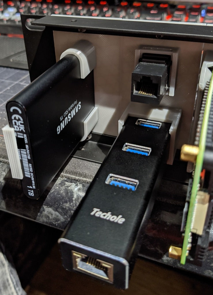 Raspberry Pi USB3 Hub &amp; Έξτρα θύρα δικτύου - Προσαρμογέας τοποθέτησης σε ράφι 19" 2U