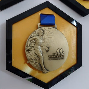 Εξαγωνική κρεμάστρα μεταλλίων 2 χρωμάτων