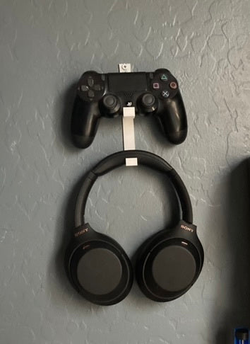 Βάση τοίχου για χειριστήριο PS4 και ακουστικά