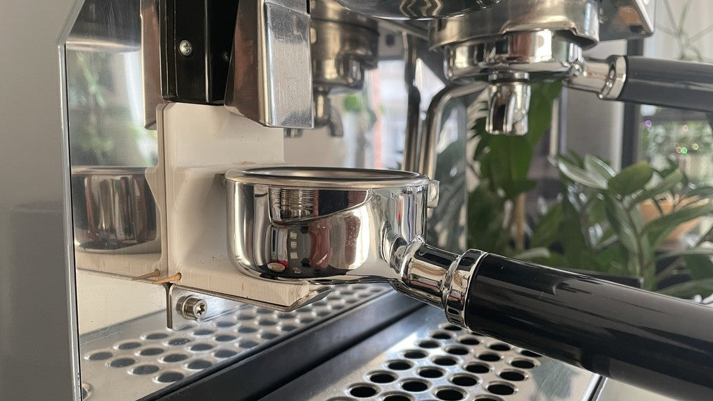 Quickmill 02835 - Στήριγμα προσαρμογέα για μύλο καφέ για φίλτρο πορτοφίλτρων χωρίς βάσης