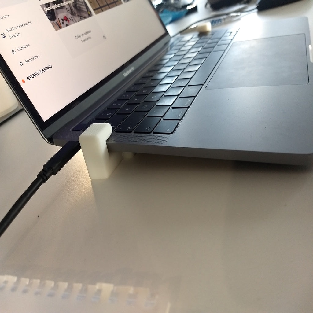 Υποστήριξη/σταθμός πρόσδεσης MacBook Pro 13 2019