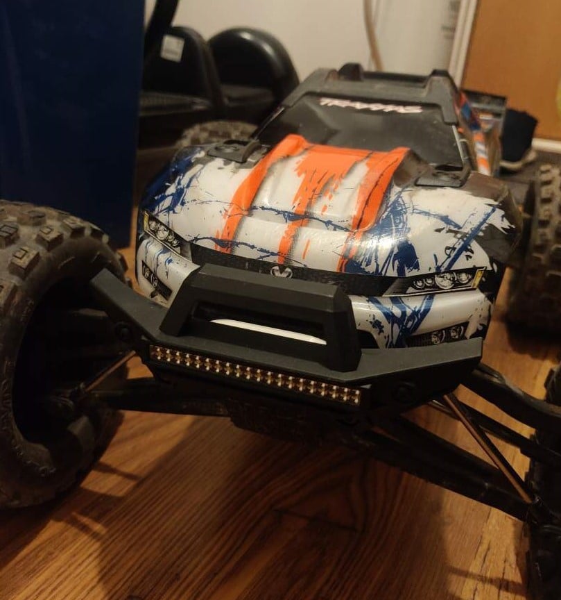Traxxas Maxx έως E-revo 2.0 Προσαρμογέας προφυλακτήρα