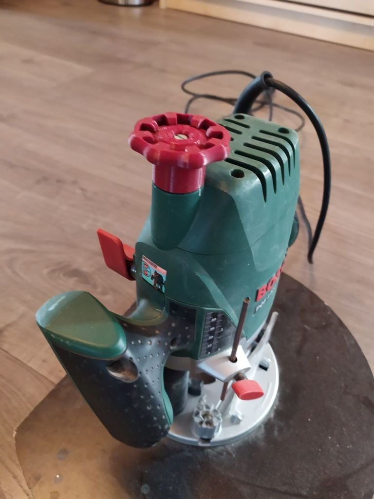 Κουμπί αντικατάστασης δρομολογητή Bosch POF 1400 – Στυλ βαλβίδας