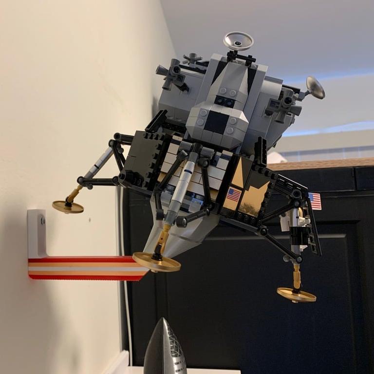 Βάση τοίχου για Lego Lunar Lander