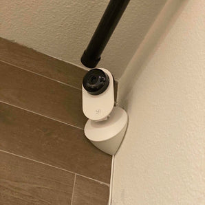 Διακριτικό γωνιακό στήριγμα για Yi Home Camera 1080