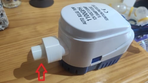 Μειωτήρας για την έξοδο της αντλίας σκάφους